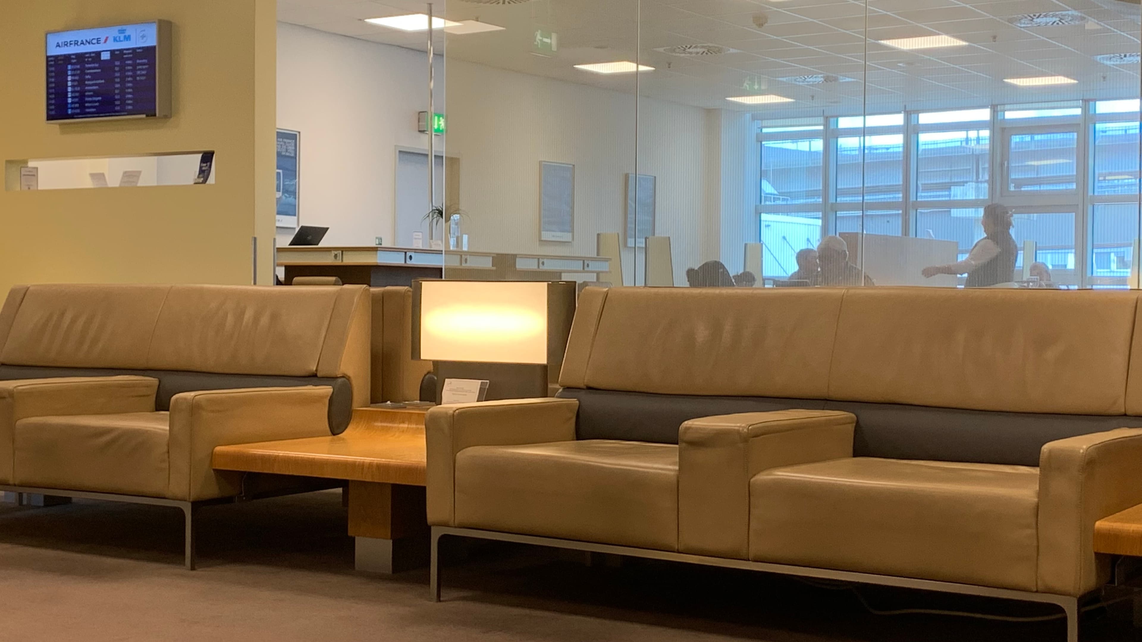 Cover Image for Frankfurt Airport AirFrance Lounge Review - Terminal 2 Experience