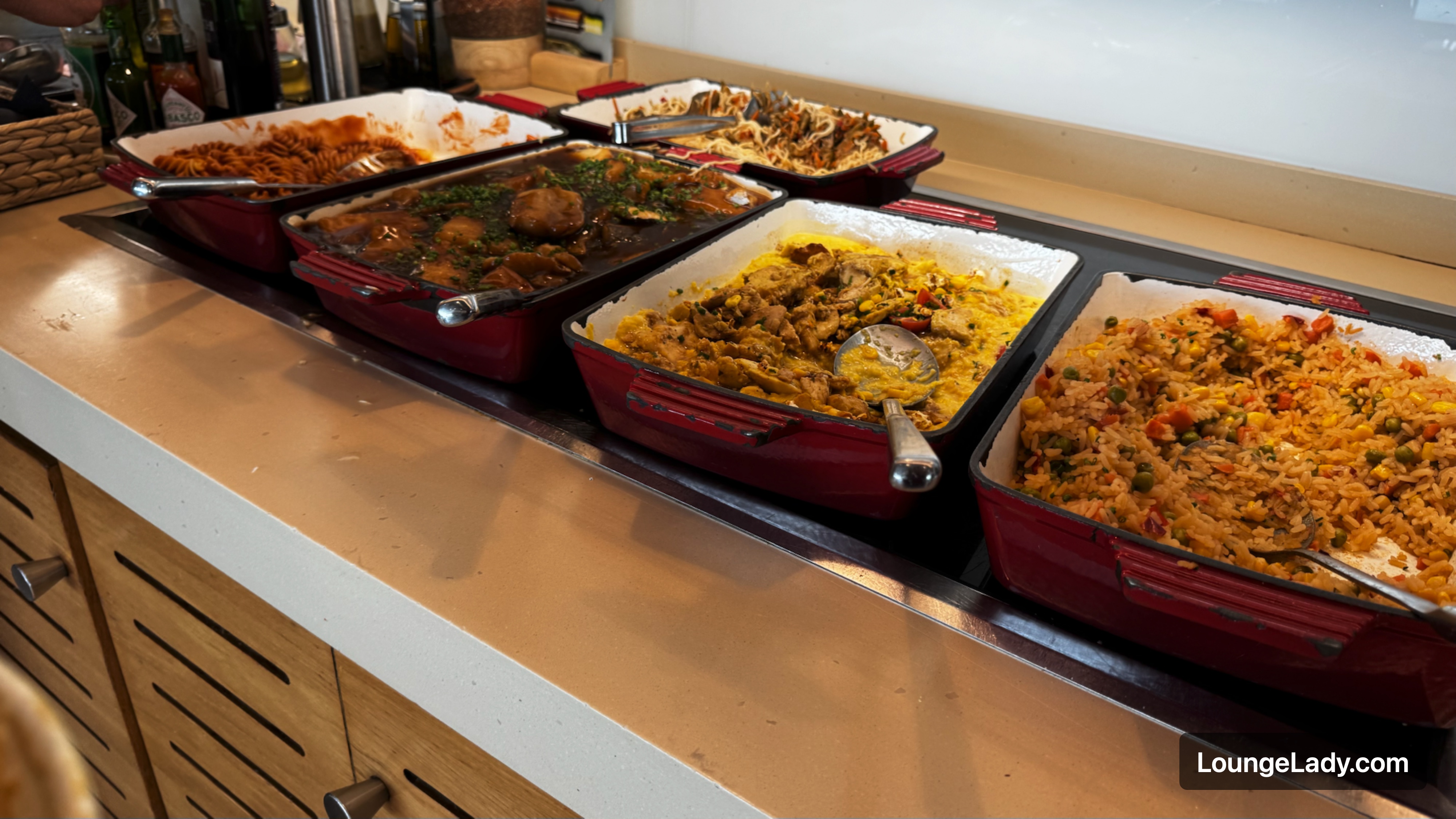 Hot dishes in the main area